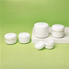 흰색 크림 항아리